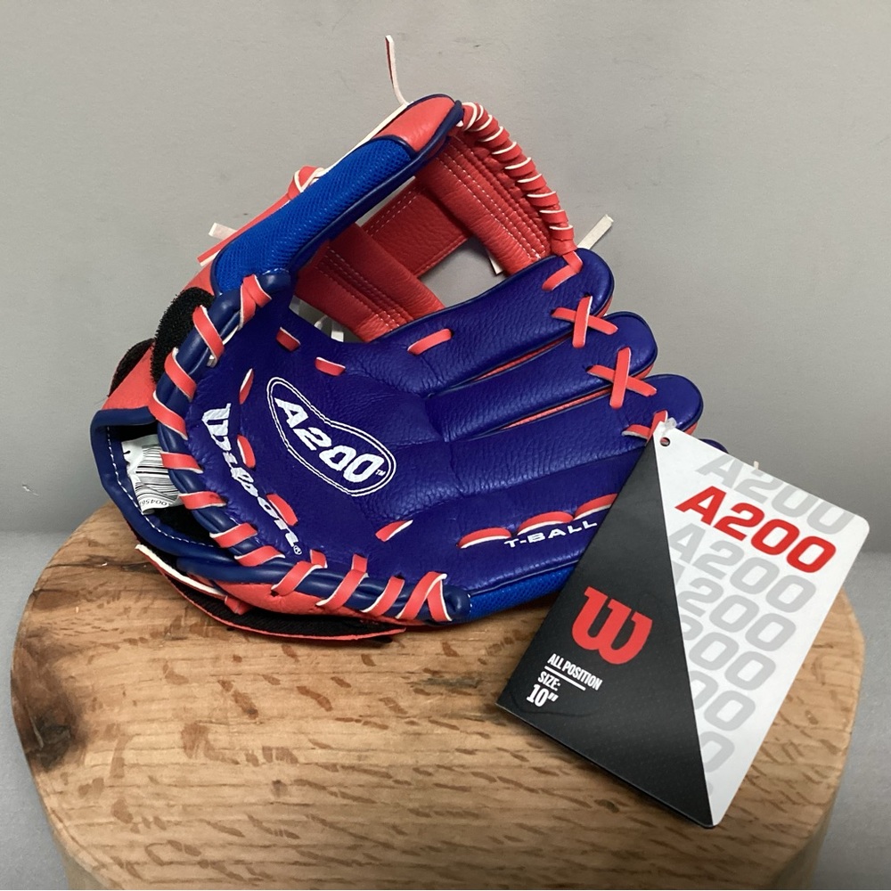 🔵 NWT - Wilson A200 T-Ball Baseball Glove - New - Ages 2-6 - Tags In Place